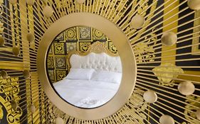 Deluxe 2 Bed Versace Bungalow Hot Tub, Sky Tv, Cinema Screen Saffron Walden